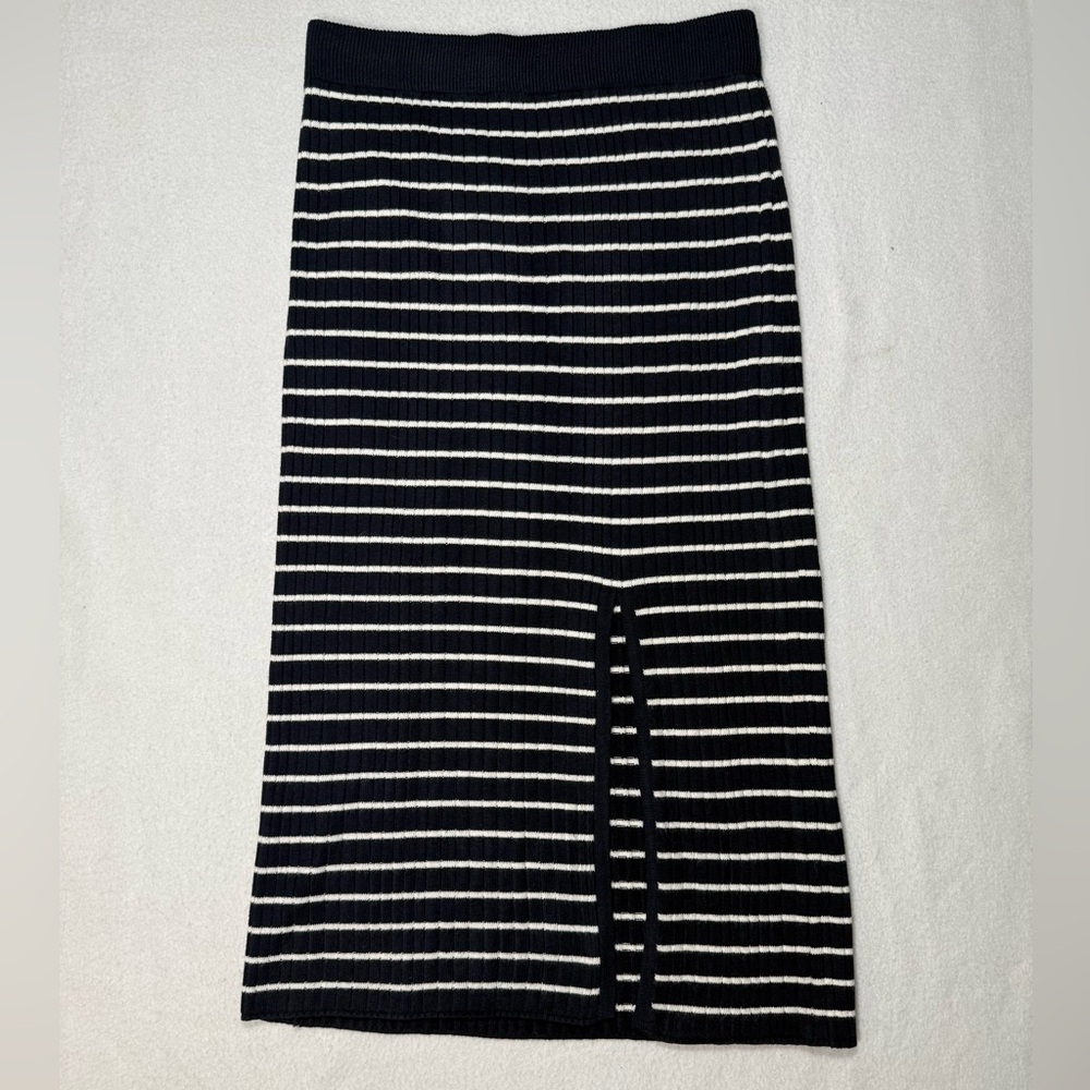 Bagatelle Collection Blue & White Ribbed Striped Midi Skirt Size M #1943